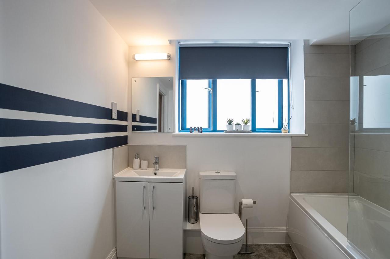 Elegant Fresh Spacious Two Bed Apartment - Juliet Balcony - Sea, Marina, Harbour Views, English Riviera Clock Tower Torquay Luaran gambar